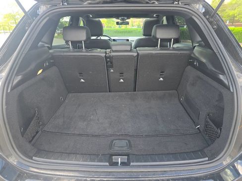 Used 2022 Mercedes-Benz GLA 250 4MATIC image 19