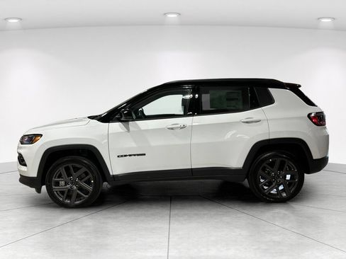 New 2026 Jeep Compass Limited AWD/4WD image 4