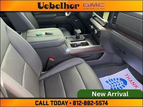 Certified 2023 GMC Sierra 1500 SLT w/ SLT Convenience Package image 15