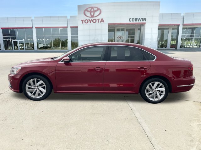 Used 2018 Volkswagen Passat 2.0T SE w/ SE Lighting Package FWD image 2