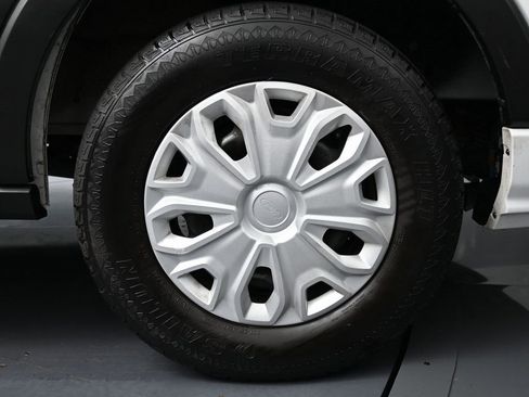 Used 2023 Ford Transit 350 XLT image 12