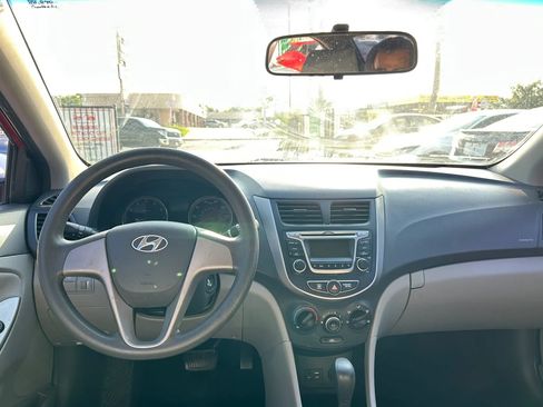 Used 2017 Hyundai Accent SE FWD image 20
