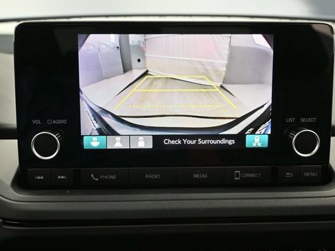 Used 2023 Honda Accord EX image 21