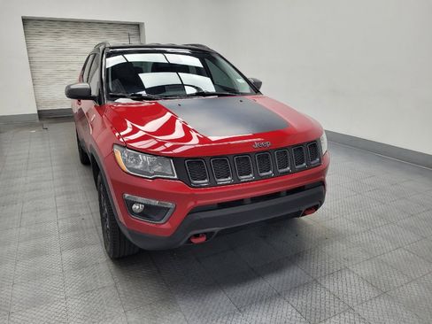 Used 2020 Jeep Compass Trailhawk AWD/4WD image 14