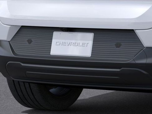 New 2026 Chevrolet Equinox EV LT w/ Convenience Package II AWD/4WD image 14