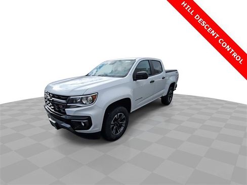 Used 2022 Chevrolet Colorado Z71 w/ Safety Package image 4