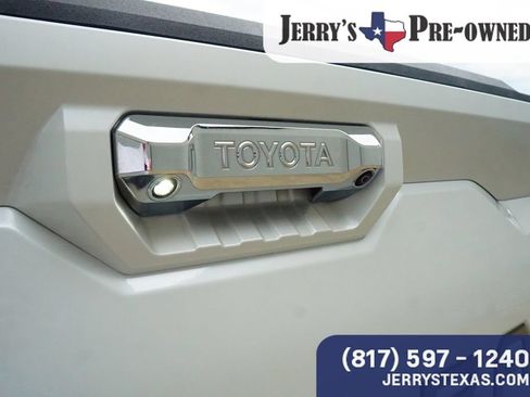 Used 2022 Toyota Tundra Capstone AWD/4WD image 25