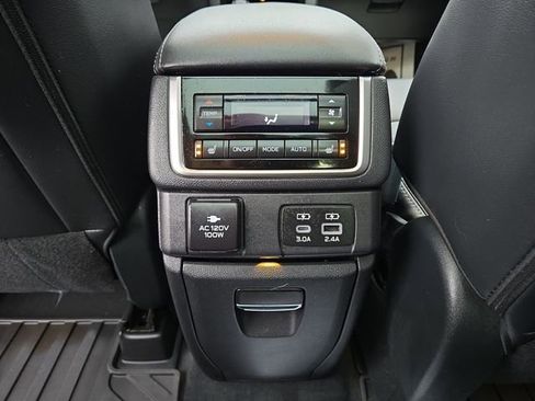 Used 2024 Subaru Ascent Touring w/ Popular Package #2 image 16