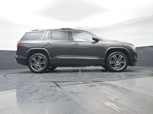 Used 2019 GMC Acadia Denali image 39