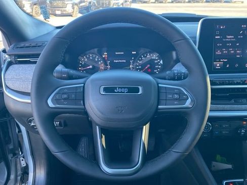 New 2026 Jeep Compass Latitude image 15