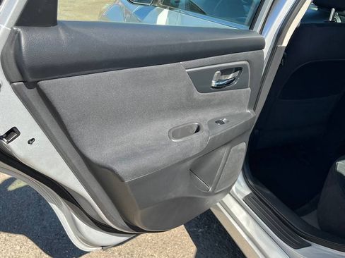 Used 2014 Nissan Altima 3.5 S FWD image 24