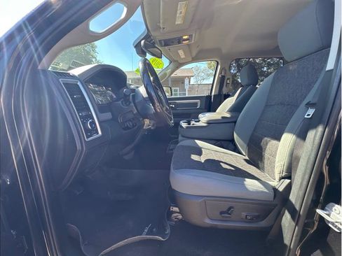 Used 2019 RAM 1500 Big Horn AWD/4WD image 14