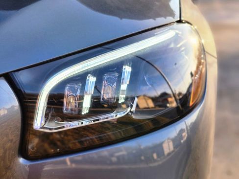 New 2026 Mercedes-Benz GLS 450 4MATIC image 9