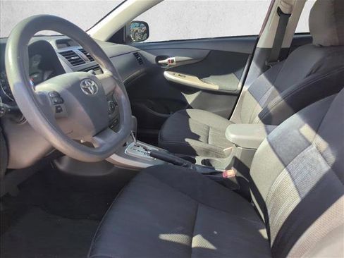 Used 2013 Toyota Corolla S image 12