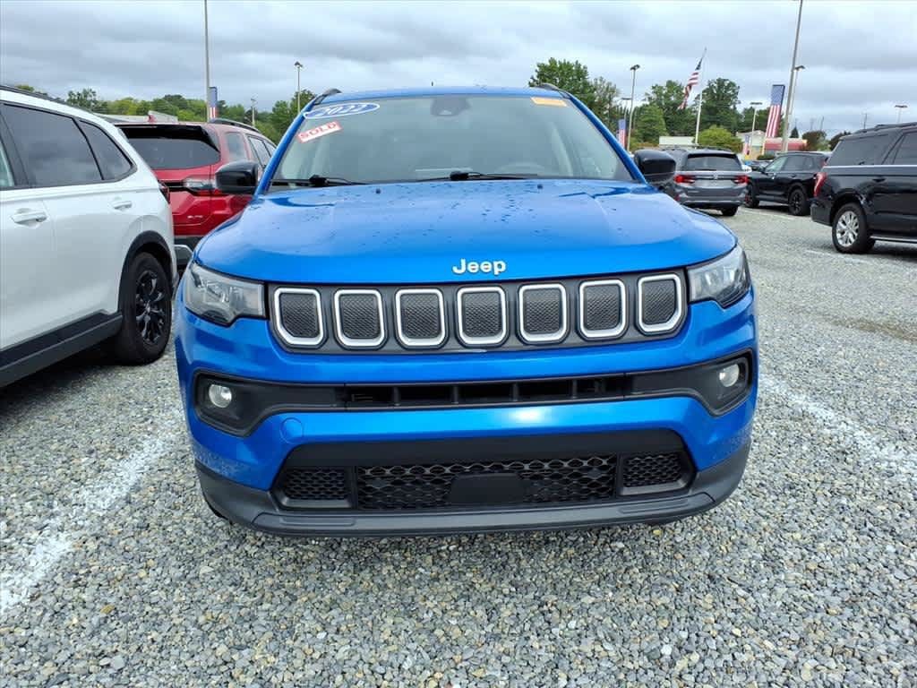 Used 2022 Jeep Compass Latitude AWD/4WD image 7