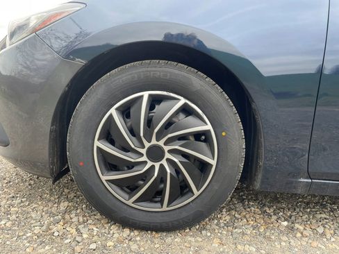 Used 2015 MAZDA MAZDA3 i Sport FWD image 30