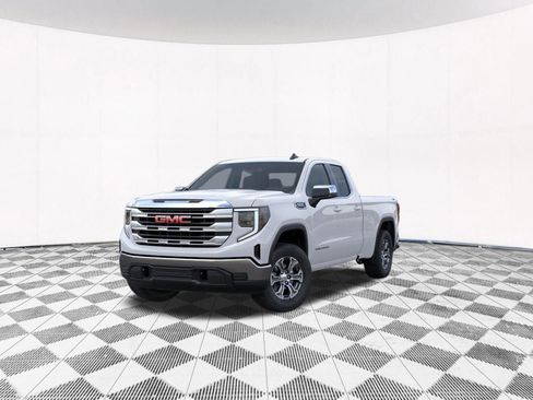 New 2026 GMC Sierra 1500 SLE image 2