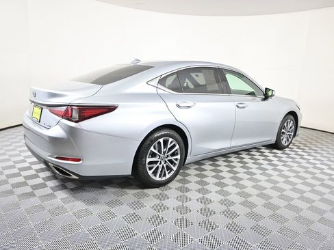 Used 2023 Lexus ES 350 w/ Premium Package FWD image 6