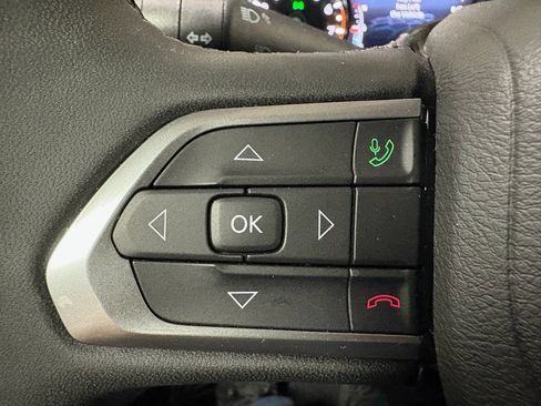 Used 2025 Jeep Compass Limited AWD/4WD image 15