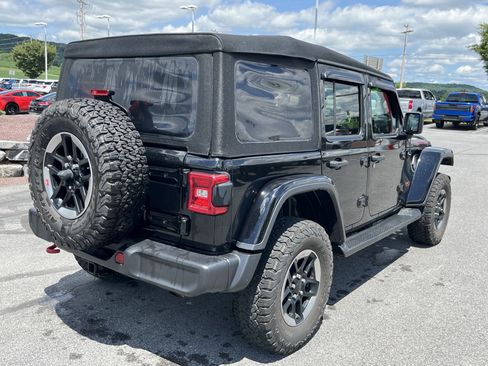 Used 2018 Jeep Wrangler Unlimited Rubicon AWD/4WD image 5