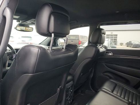 Used 2019 Jeep Grand Cherokee Limited X image 15