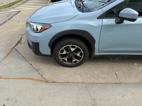 Used 2019 Subaru Crosstrek 2.0i Premium w/ Moonroof Package image 40