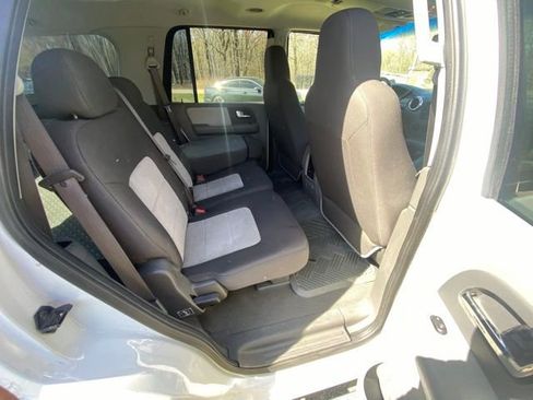 Used 2006 Ford Expedition XLT RWD image 19