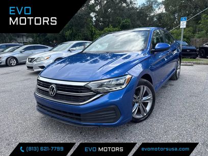 Used 2022 Volkswagen Jetta SE w/ Panoramic Sunroof Package