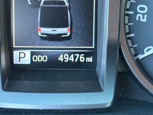 Used 2022 Toyota Tacoma TRD Off-Road w/ TRD Premium Off Road Package image 17