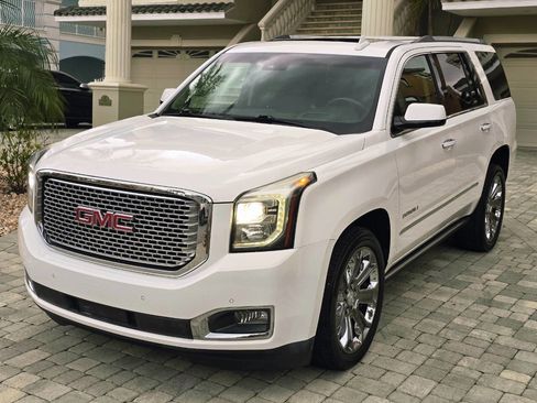 Used 2015 GMC Yukon Denali w/ Premium Package image 30