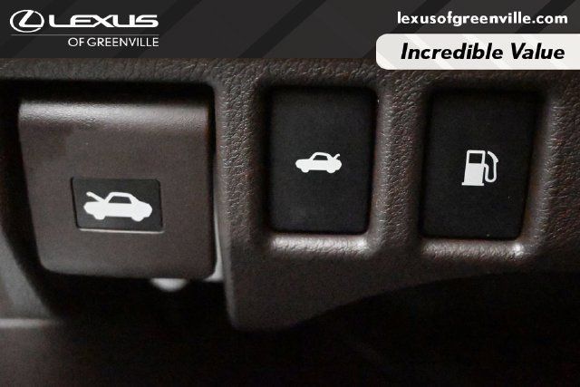 Used 2017 Lexus ES 300h w/ Luxury Package FWD image 17