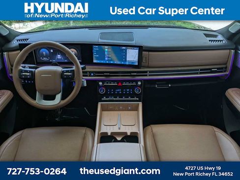 Used 2025 Hyundai Santa Fe Limited FWD image 23