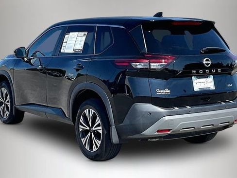 Used 2022 Nissan Rogue SV FWD image 4