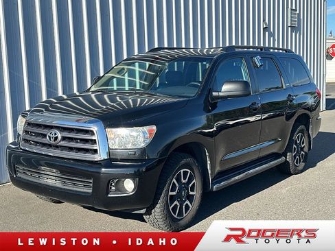 Used 2013 Toyota Sequoia SR5 AWD/4WD image 1
