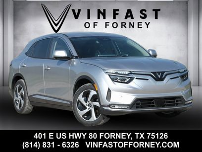 New 2025 VinFast VF 8 Eco