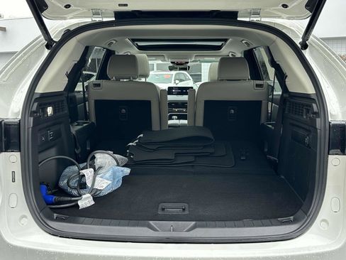 Certified 2024 MAZDA CX-90 Plug-In Hybrid w/ Premium Pkg image 14