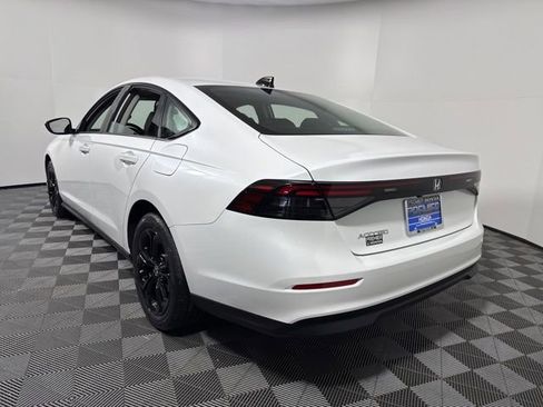 New 2025 Honda Accord SE image 5
