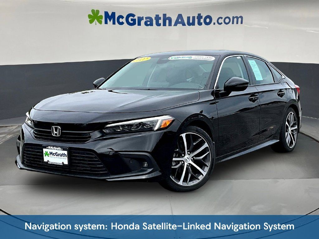 Used 2022 Honda Civic Touring image 3