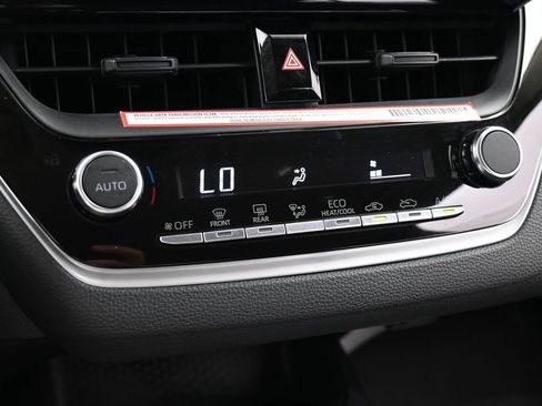 Used 2024 Toyota Corolla LE image 24