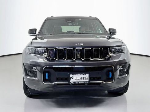 Used 2023 Jeep Grand Cherokee Overland w/ Advanced Protech Group III AWD/4WD image 2