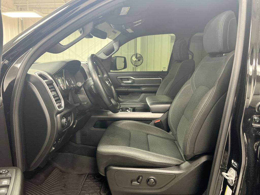 Used 2022 RAM 1500 Big Horn AWD/4WD image 19
