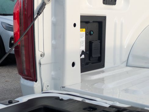 New 2025 Ford F150 Platinum image 22