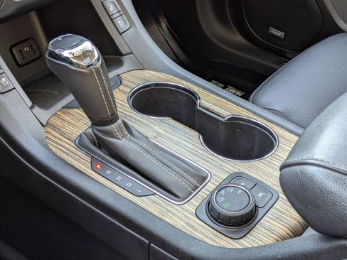 Used 2019 GMC Acadia Denali w/ Technology Package image 21