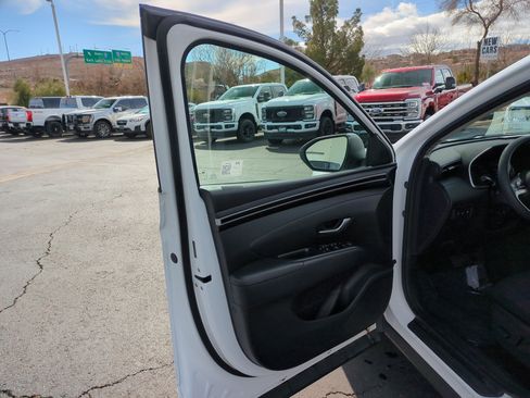 Used 2024 Hyundai Tucson SEL image 13