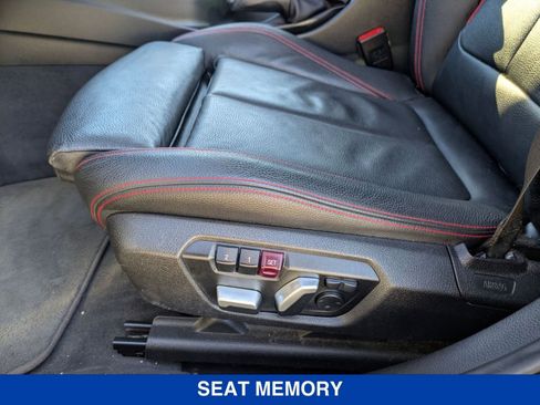 Used 2017 BMW 330e image 15