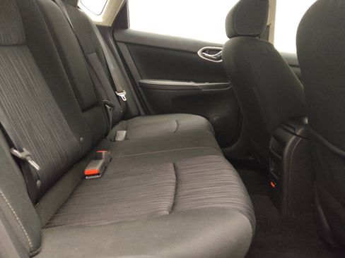 Used 2019 Nissan Sentra SV FWD image 19