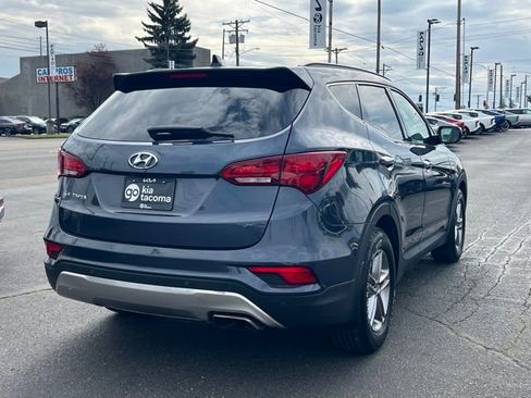 Used 2017 Hyundai Santa Fe Sport w/ 2.4L Tech Package 04 AWD/4WD image 9