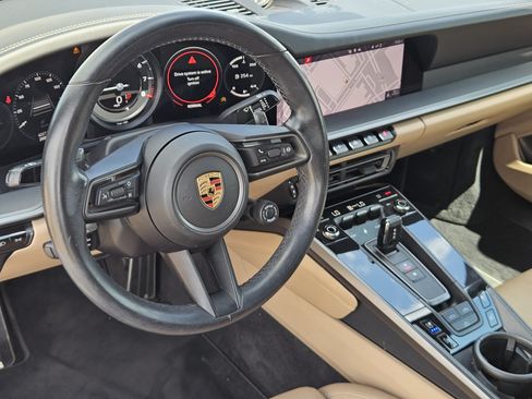 Used 2020 Porsche 911 Carrera 4S AWD/4WD image 26