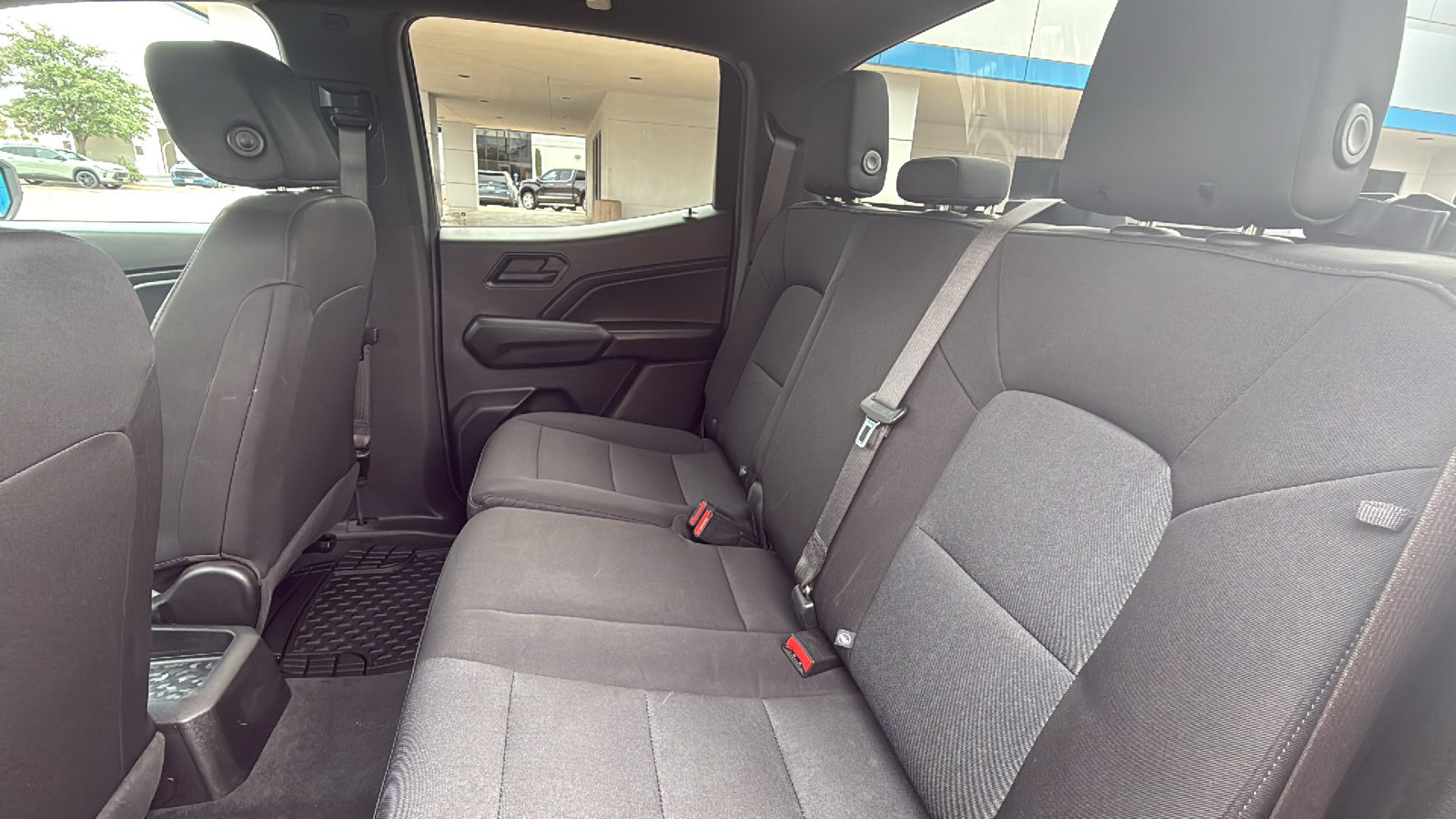 Used 2023 Chevrolet Colorado W/T RWD image 20
