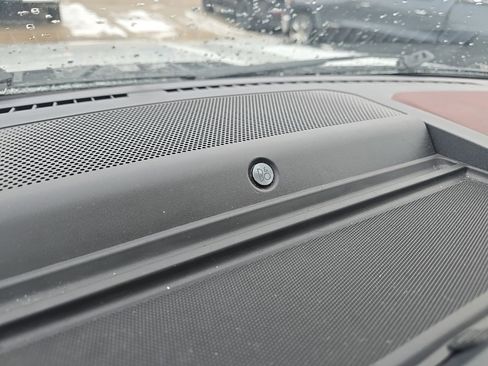 Used 2023 Ford F150 Lariat w/ Equipment Group 502A High image 27